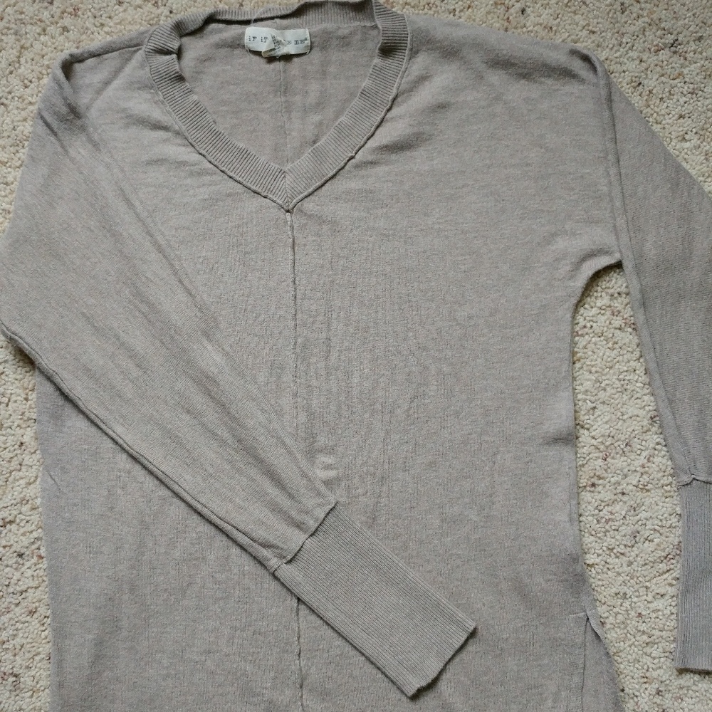 Cute v-neck sweater